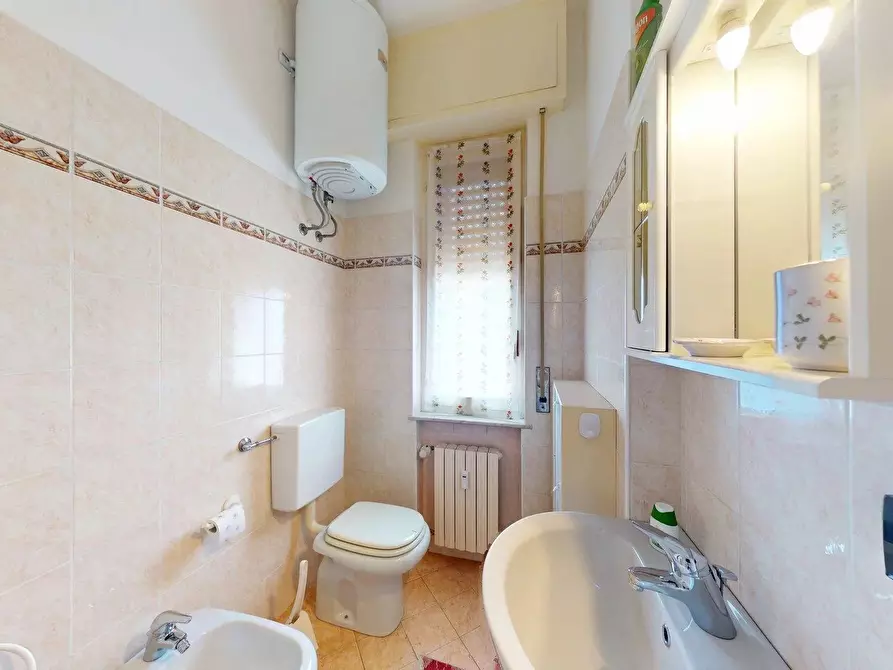 Immagine 18 di Casa trifamiliare in vendita  in Via Montevideo 4. a Borghetto Santo Spirito