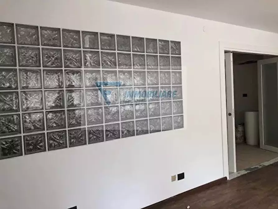 Immagine 47 di Castello in affitto  in Viale Teracati a Siracusa