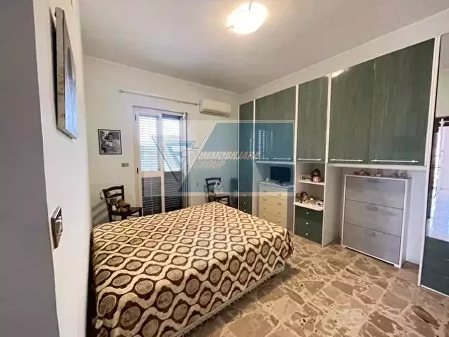 Immagine 28 di Casa trifamiliare in vendita  in Via Brancati a Buccheri