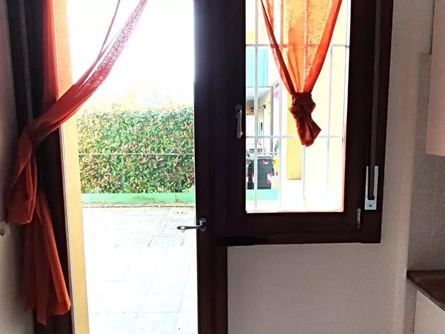 Immagine 4 di Casa trifamiliare in vendita  a Santa Lucia Di Piave