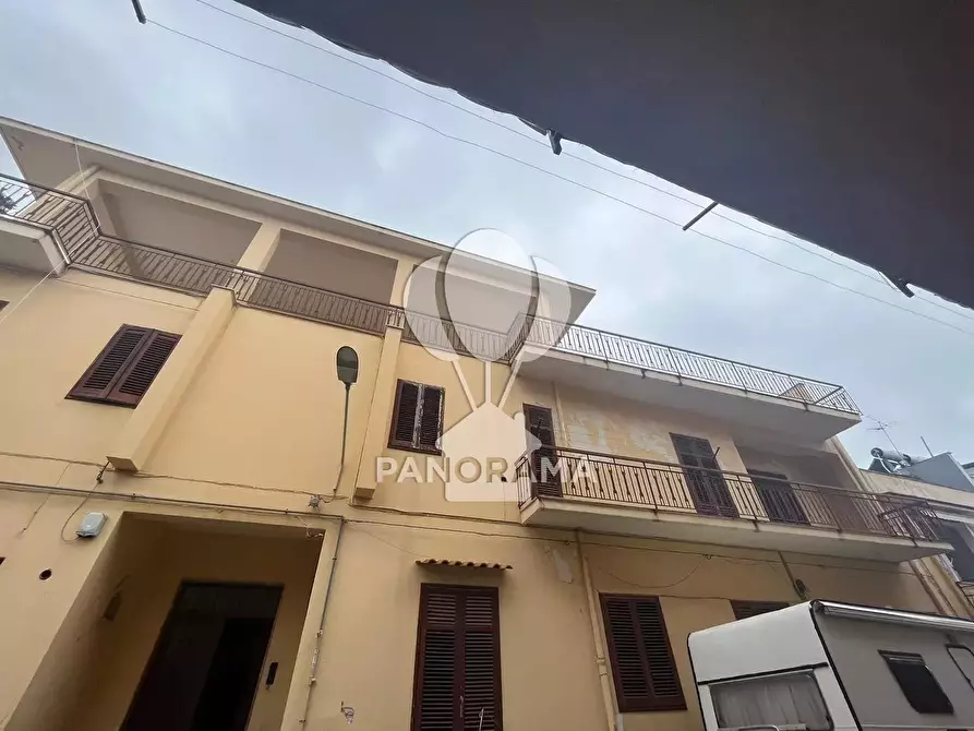 Immagine 40 di Casa trifamiliare in vendita  in Via Luigi Pirandello 5 a Balestrate