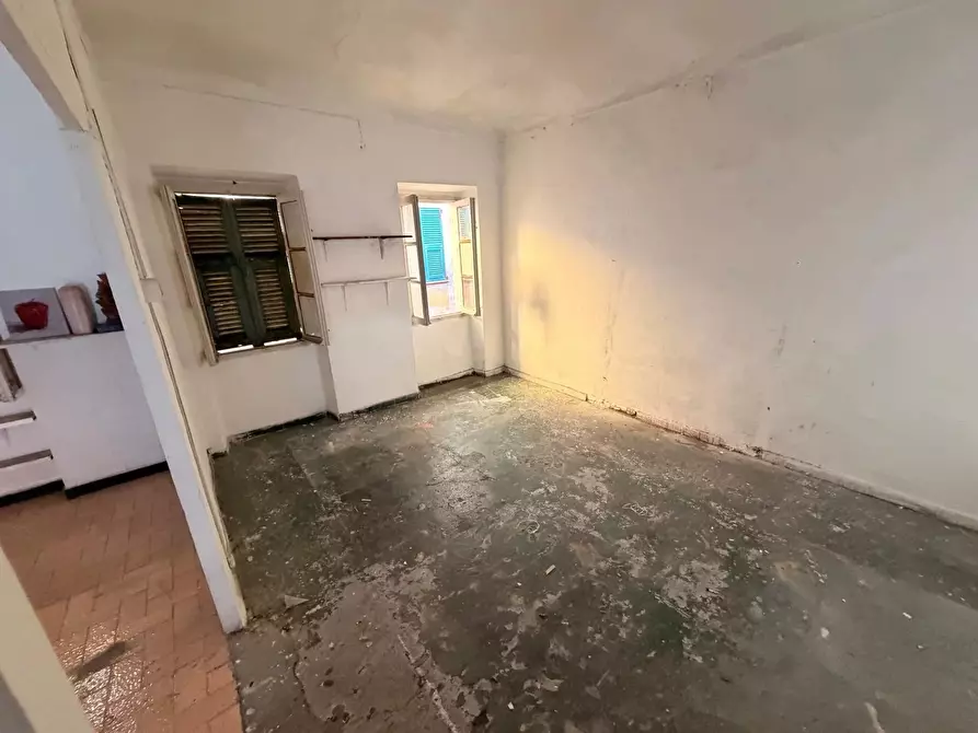 Immagine 6 di Casa trifamiliare in vendita  in Vico Sant'Agostino 7 Ventimiglia a Ventimiglia