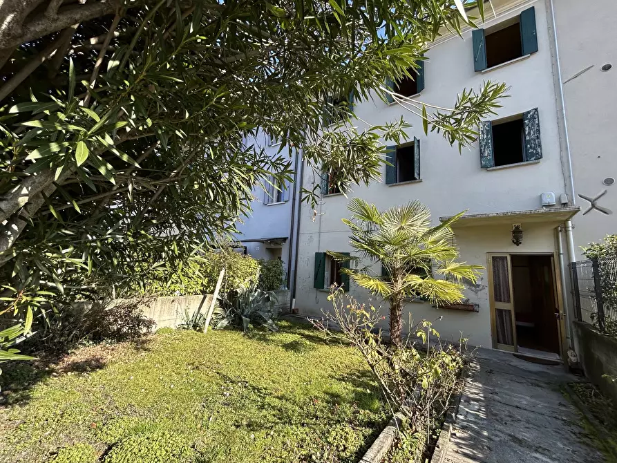 Immagine 15 di Terreno edificabile in vendita  a Conegliano