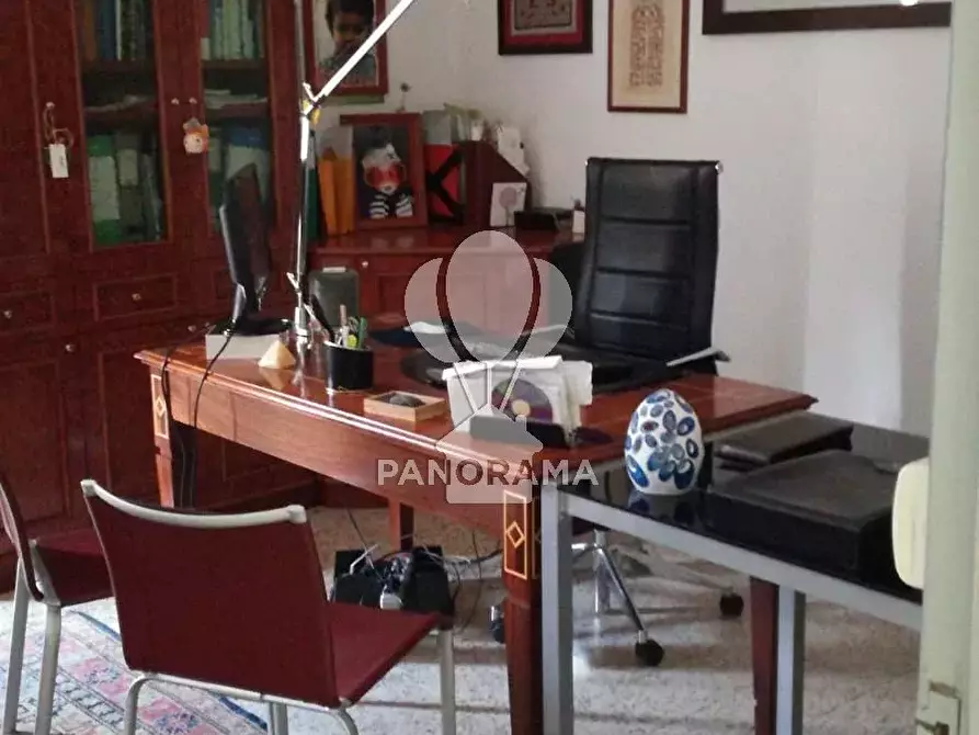 Immagine 4 di Castello in vendita  in 260 Corso VI Aprile, a Alcamo