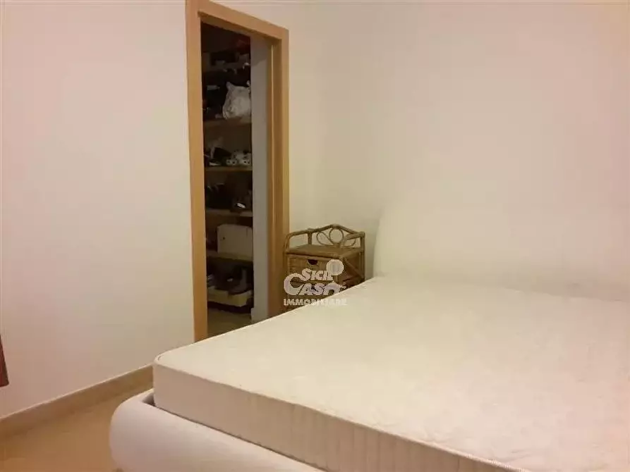 Immagine 2 di Casa trifamiliare in affitto  a Marsala