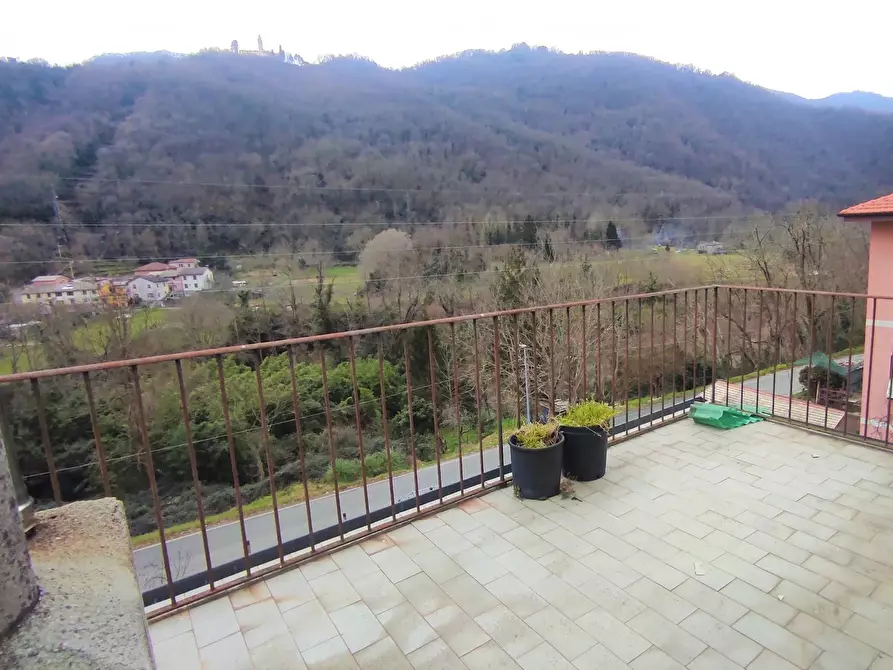 Immagine 5 di Casa trifamiliare in vendita  in Via Pian dei Ratti Pian dei Ratti-pianezza a Coreglia Ligure