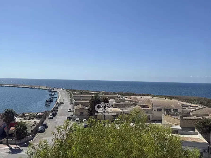 Immagine 12 di Casa trifamiliare in vendita  a Marsala