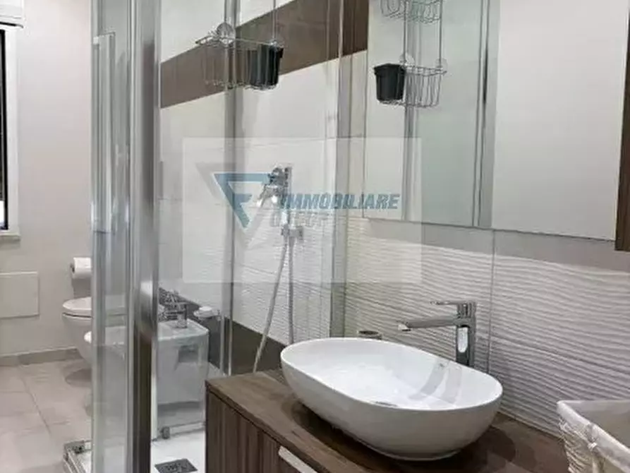 Immagine 36 di Casa trifamiliare in vendita  in Via San Giovanni a Buccheri