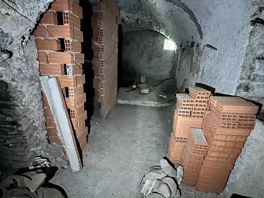 Immagine 5 di Casa trifamiliare in vendita  in Via Ruffini 14 a Apricale