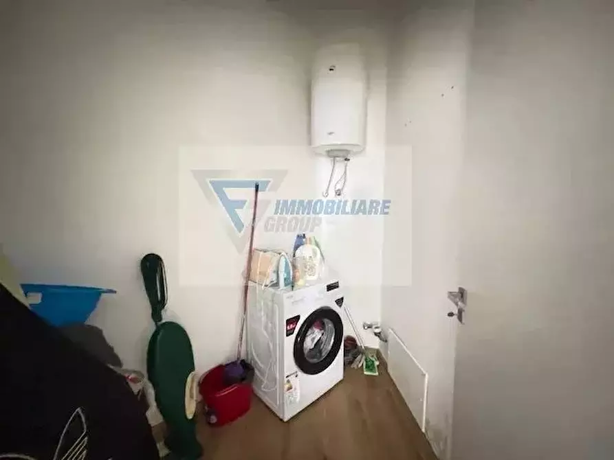 Immagine 24 di Casa trifamiliare in vendita  in Viale Vittorio Veneto a Floridia