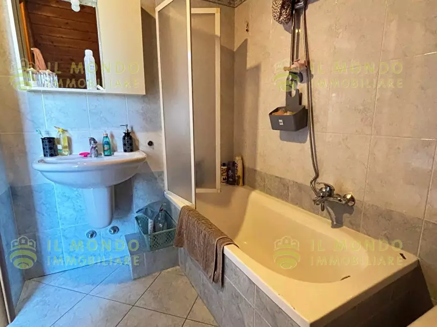 Immagine 16 di Casa trifamiliare in vendita  in Via San Martino, 2. a Basiano