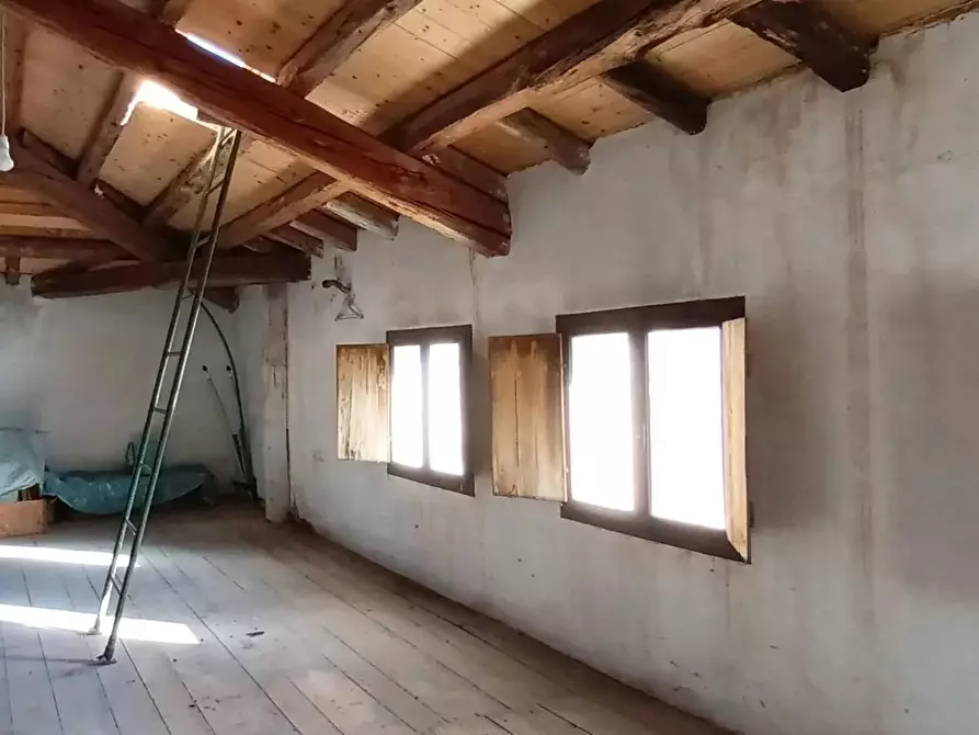 Immagine 29 di Terreno edificabile in vendita  a Follina