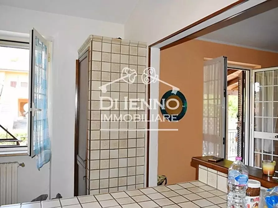 Immagine 13 di Casa trifamiliare in vendita  a Rignano Flaminio