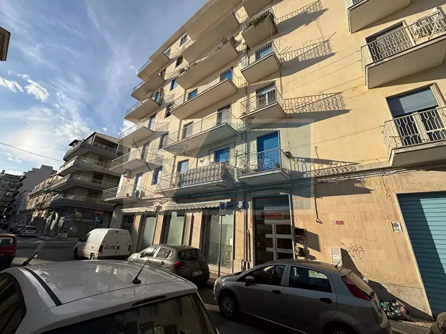 Immagine 1 di Casa trifamiliare in vendita  in Via Bacchilide, 48 a Siracusa