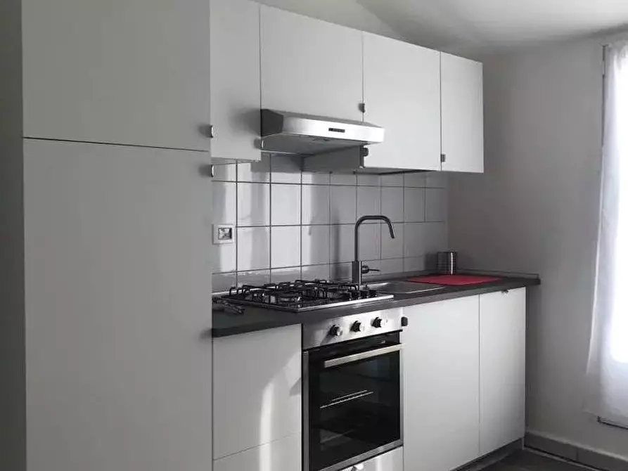 Immagine 3 di Casa trifamiliare in vendita  in Via Piemonte, 19 a Ventimiglia