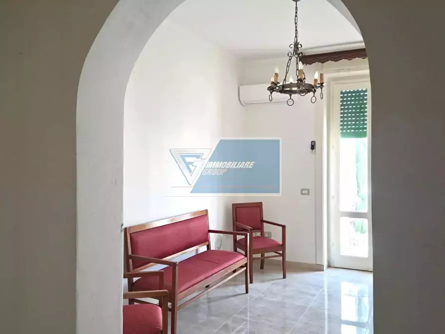 Immagine 3 di Casa trifamiliare in vendita  a Noto