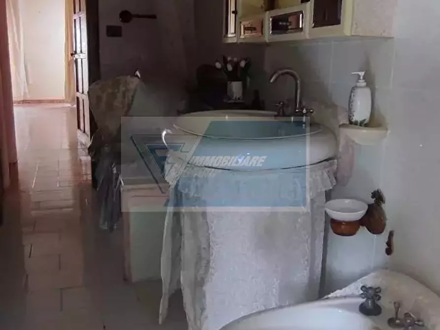 Immagine 6 di Casa trifamiliare in vendita  in Via Caltagirone a Siracusa