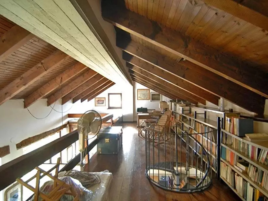 Immagine 22 di Terreno edificabile in vendita  a Barolo