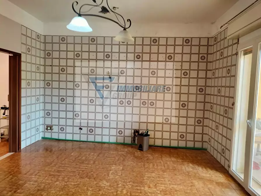 Immagine 9 di Casa trifamiliare in vendita  in Via Siracusa a Siracusa