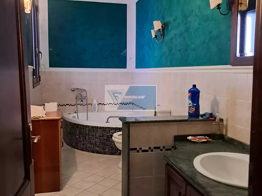 Immagine 1 di Casa trifamiliare in vendita  in Via Palestro, 210 a Buccheri