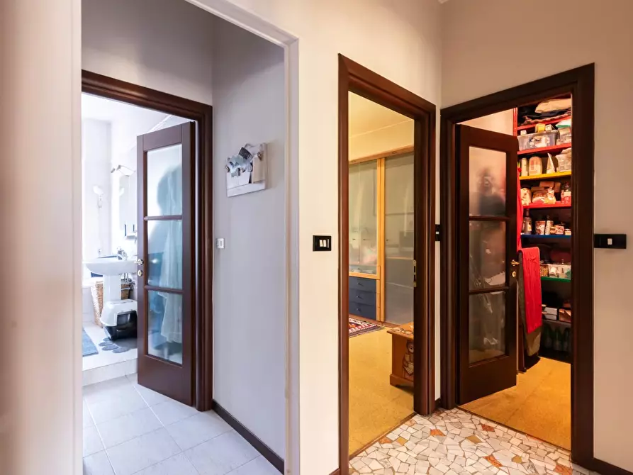 Immagine 21 di Casa trifamiliare in vendita  a Milano