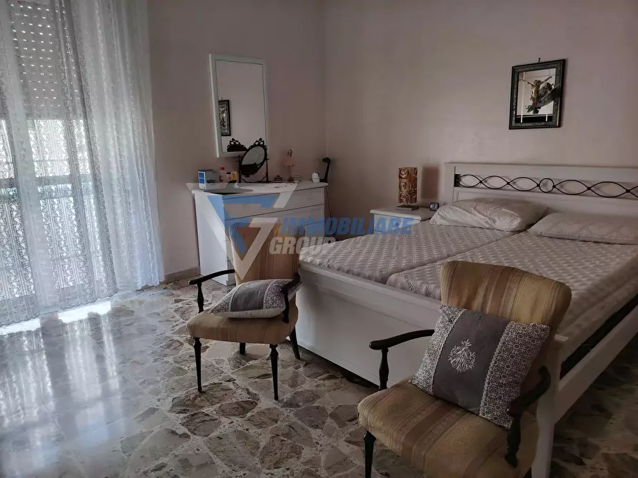Immagine 3 di Casa trifamiliare in vendita  in Via Andrea Palma a Siracusa