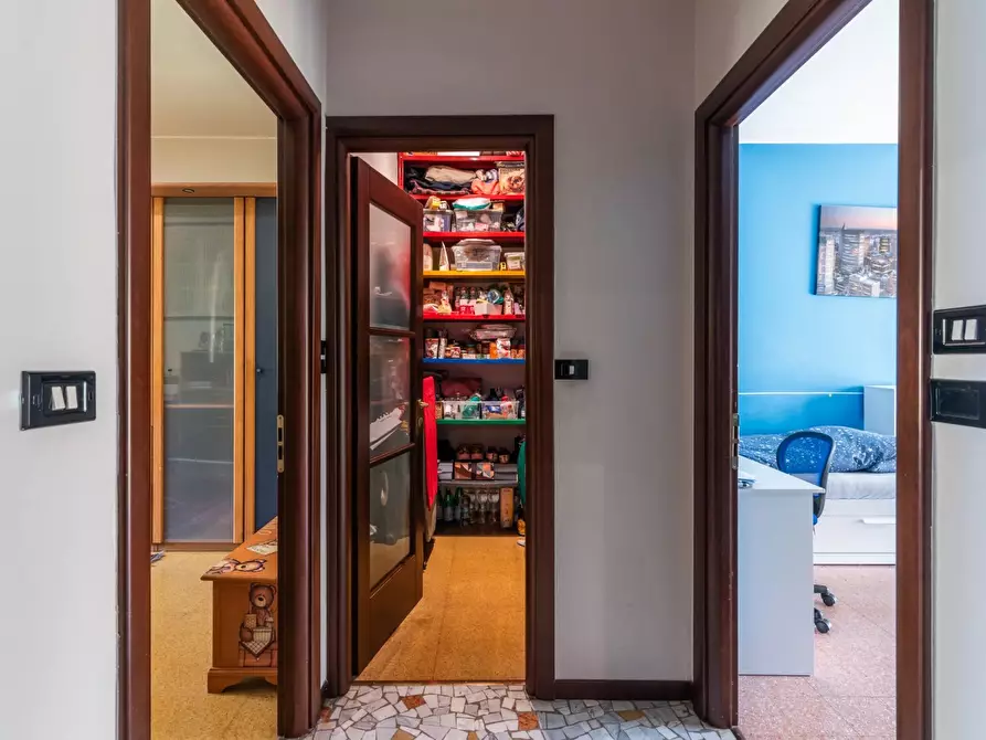 Immagine 15 di Casa trifamiliare in vendita  a Milano