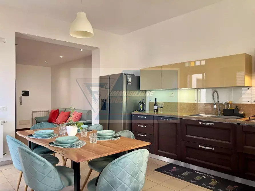 Immagine 10 di Casa trifamiliare in vendita  in Via Pasubio a Siracusa