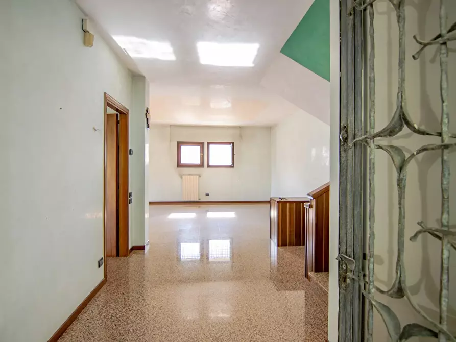 Immagine 10 di Terreno edificabile in vendita  a Mestrino