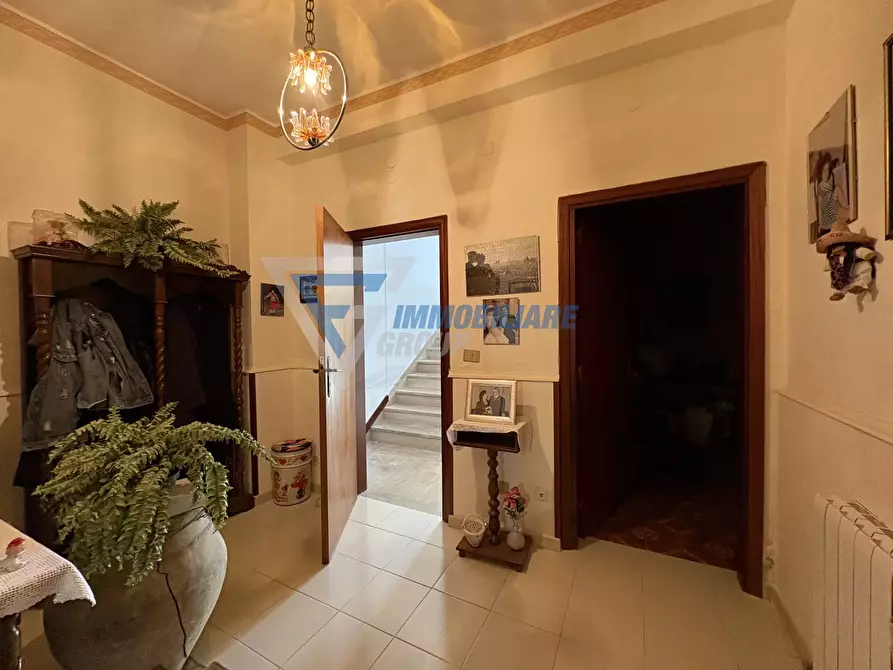 Immagine 5 di Casa trifamiliare in vendita  in Via Chiaramonte Gulfi a Siracusa