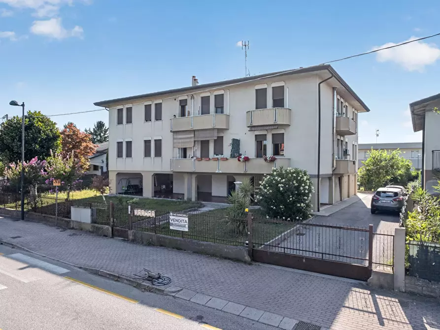 Immagine 32 di Casa trifamiliare in vendita  a Campagna Lupia