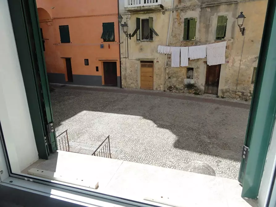 Immagine 9 di Casa trifamiliare in vendita  in Vico Sottorocchetta 8 a Ventimiglia
