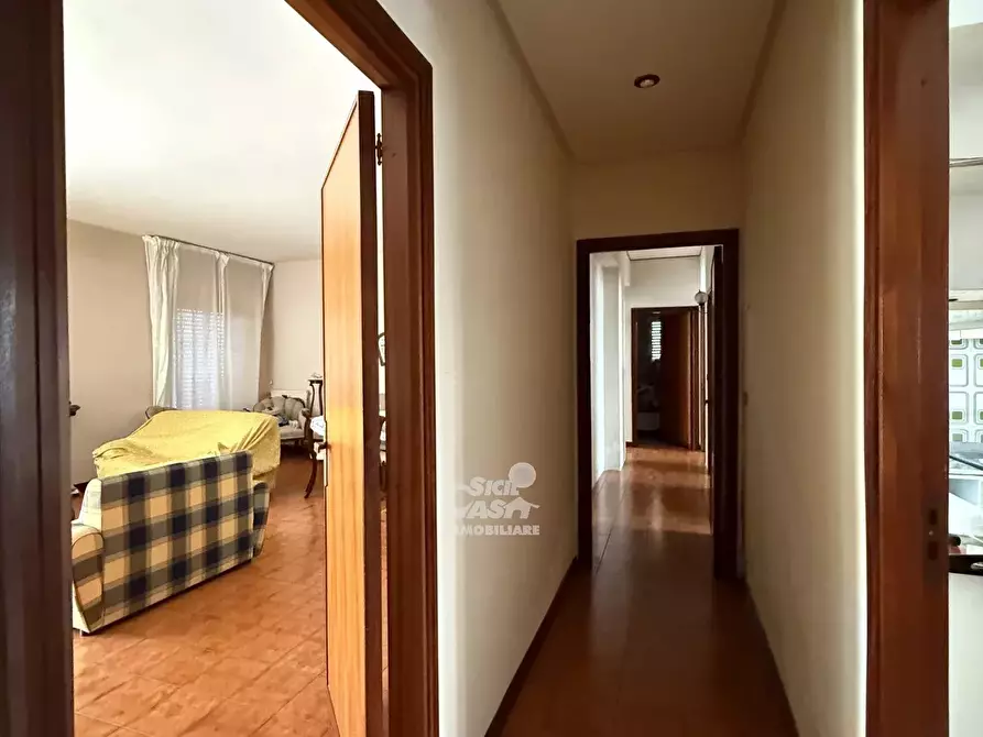 Immagine 8 di Casa trifamiliare in vendita  a Marsala