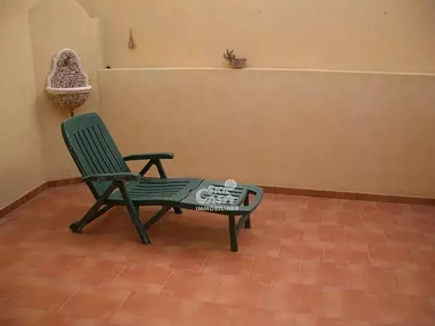 Immagine 11 di Casa trifamiliare in affitto  a Marsala