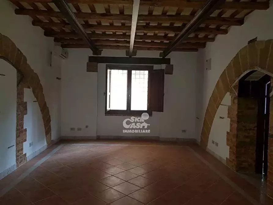 Immagine 2 di Castello in affitto  a Marsala