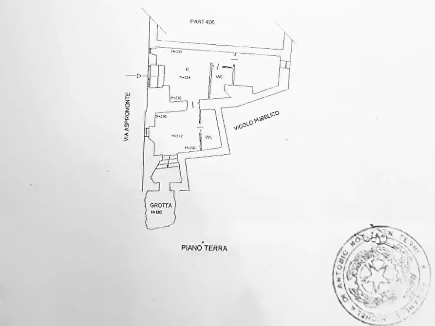 Immagine 7 di Casa trifamiliare in vendita  in Via Aspromonte, 3 a Narni