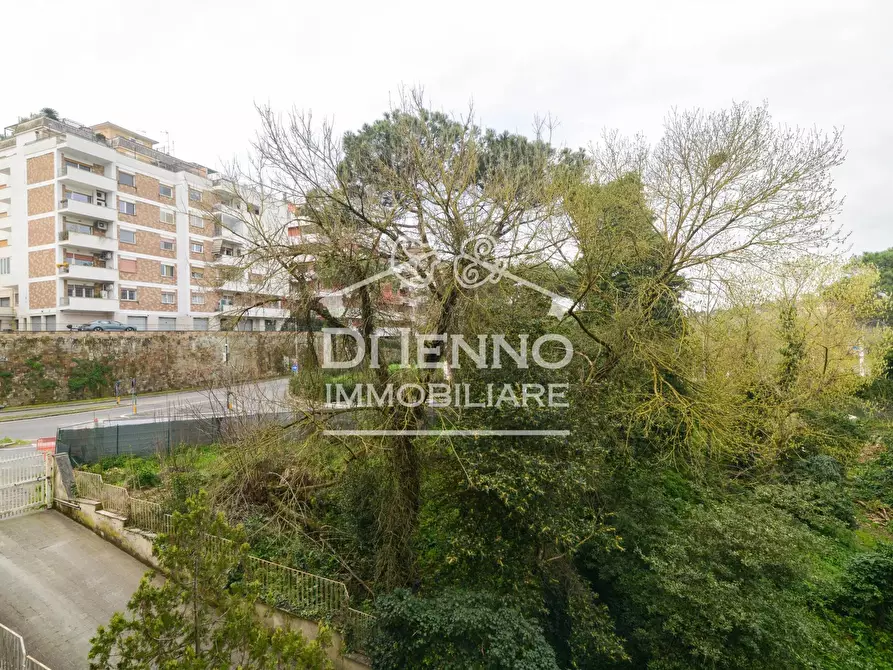 Immagine 15 di Casa trifamiliare in vendita  a Roma