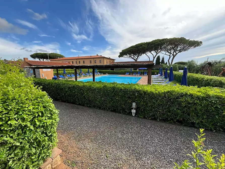 Immagine 45 di Casa trifamiliare in vendita  in via Aurelia Sud, 55. a San Vincenzo