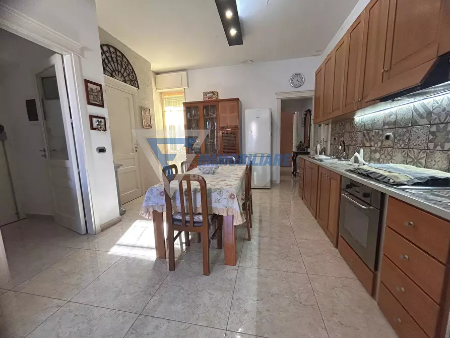 Immagine 3 di Casa trifamiliare in vendita  in Via Isonzo a Siracusa