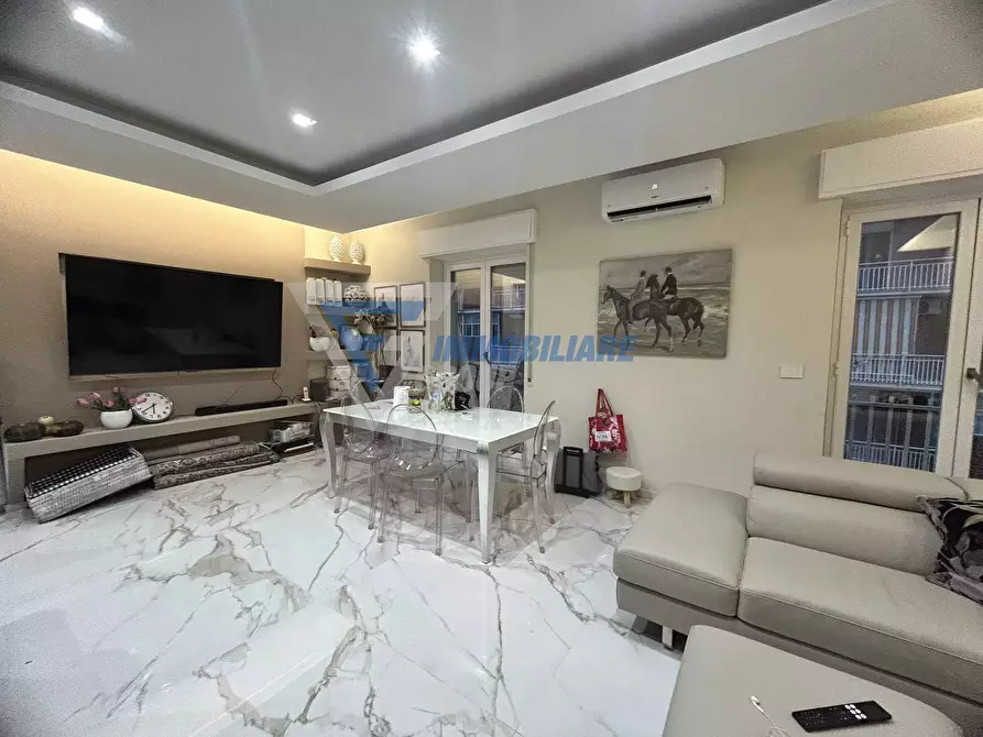 Immagine 3 di Casa trifamiliare in vendita  in Viale Santa Panagia a Siracusa