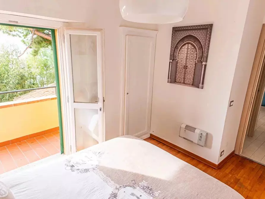 Immagine 8 di Casa trifamiliare in affitto  a Ventimiglia