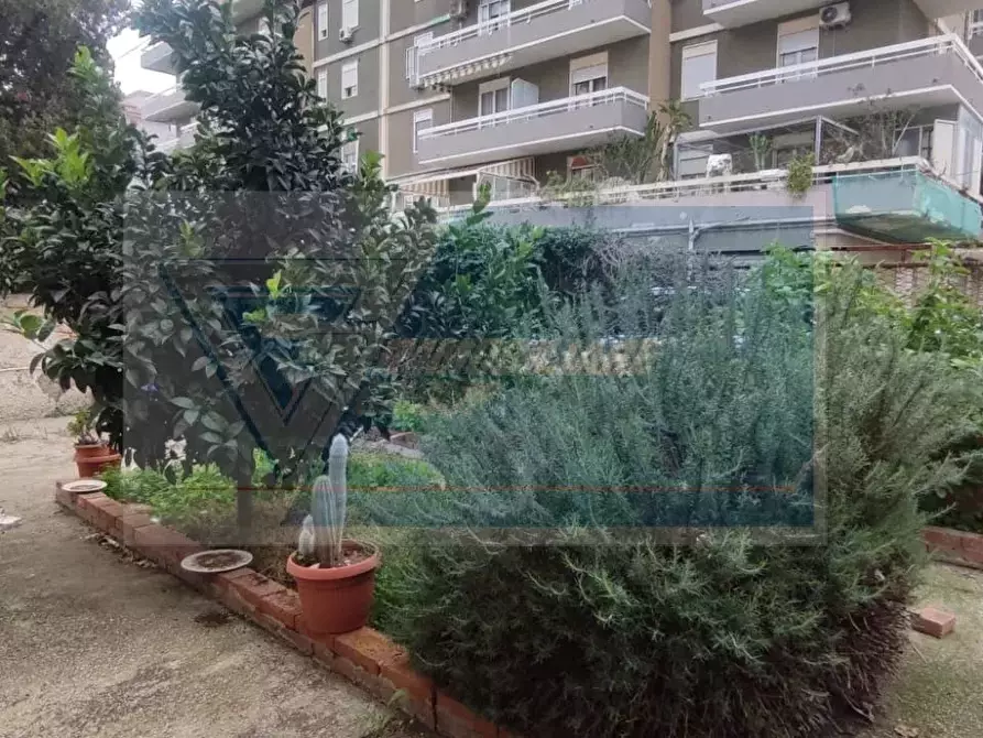 Immagine 17 di Casa trifamiliare in vendita  in Via Cassaro, 11 a Siracusa