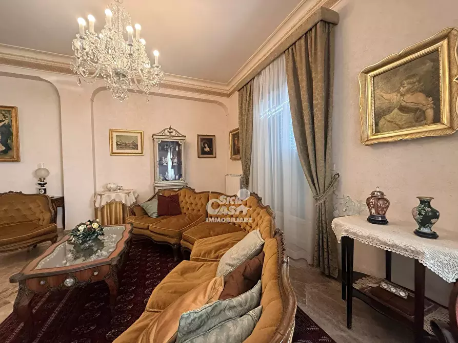 Immagine 10 di Casa trifamiliare in vendita  a Marsala