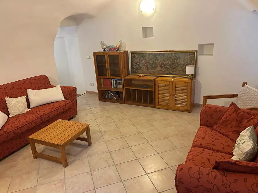 Immagine 3 di Casa trifamiliare in vendita  in Via P. Gibelli n.18 a Ventimiglia