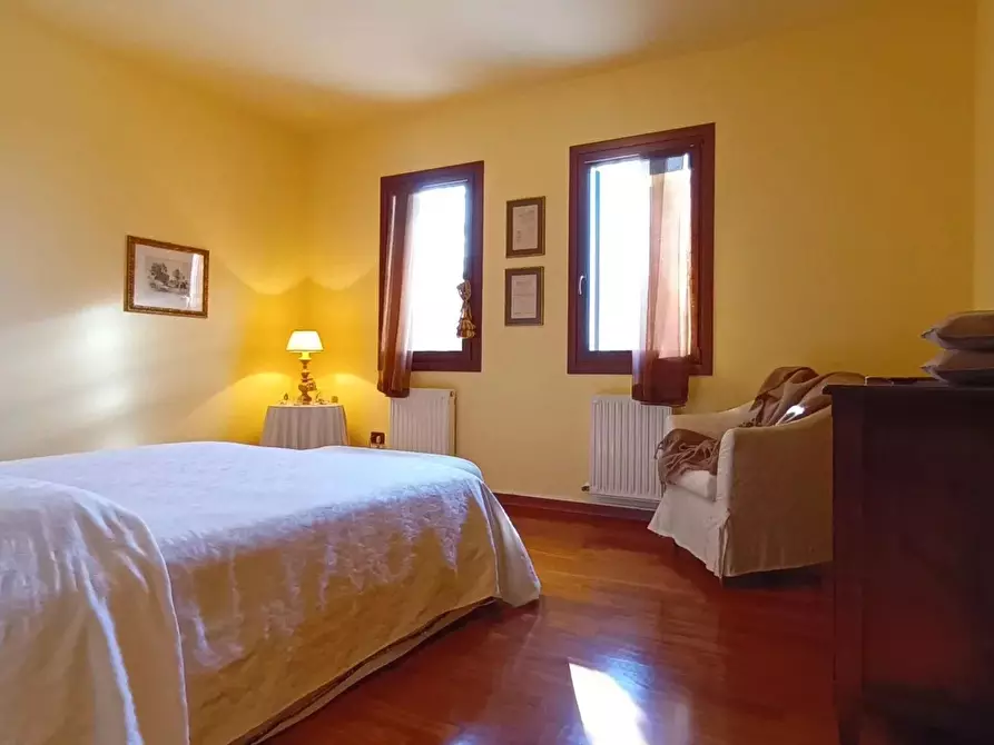 Immagine 12 di Terreno edificabile in vendita  a Refrontolo