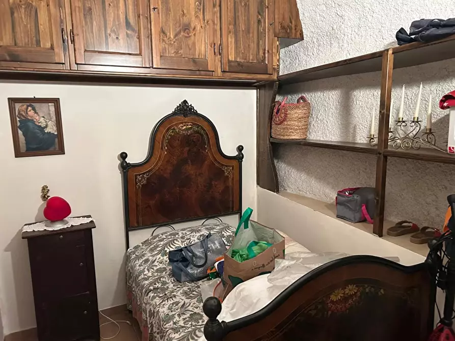 Immagine 11 di Casa trifamiliare in vendita  in Via Carrierapiana SNC a Pigna