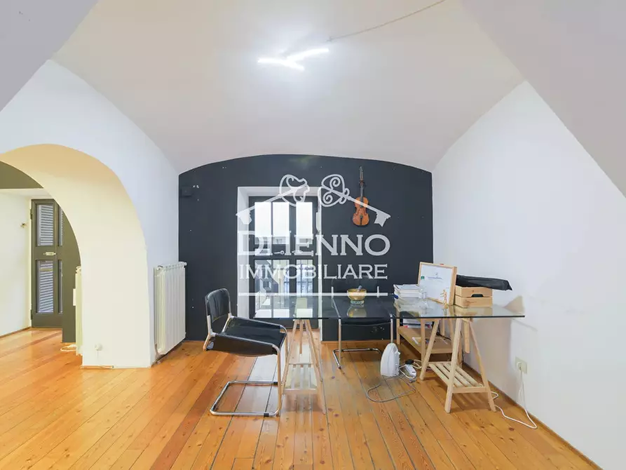 Immagine 17 di Attico in vendita  in Via dei Marsi a Roma