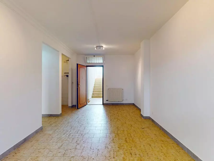 Immagine 1 di Casa trifamiliare in vendita  in Largo Sgorini, 7 a Toirano