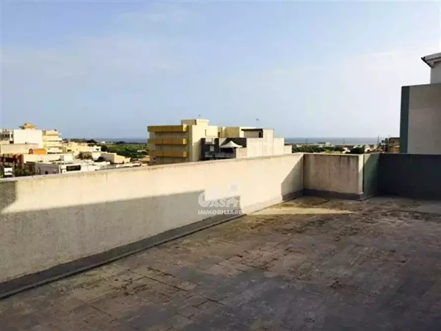 Immagine 1 di Casa trifamiliare in vendita  a Marsala