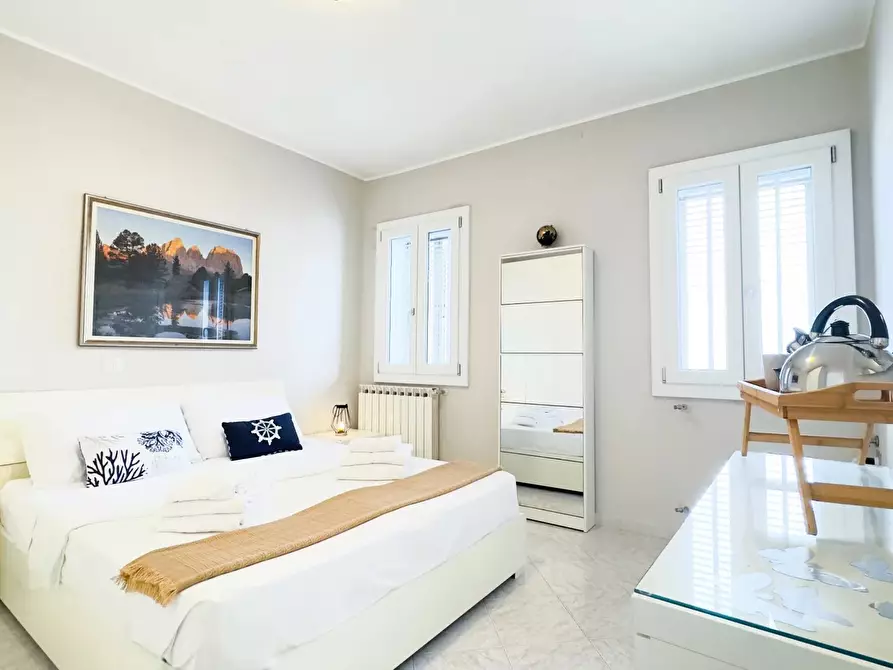 Immagine 1 di Casa trifamiliare in vendita  in Via San Felice, 241 a Chioggia